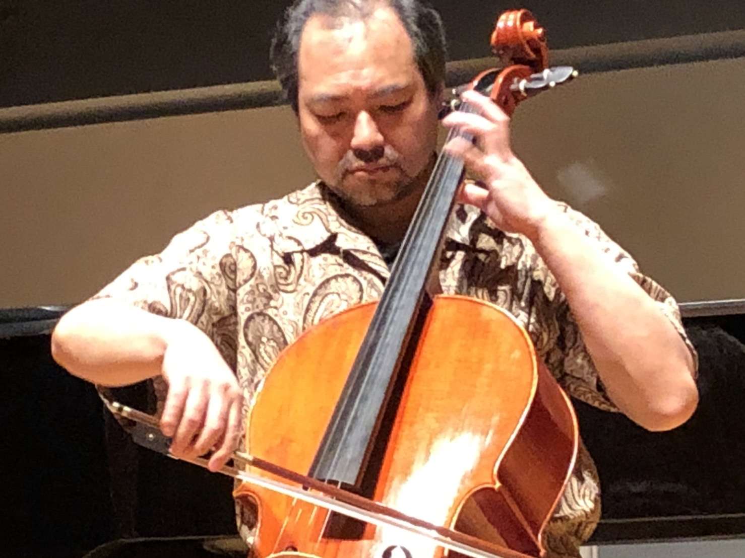 チェロ・レッスン